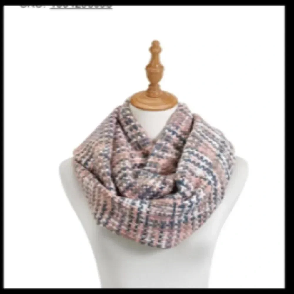 Demdaco Infinity‎ pink woven threads scarf EUC